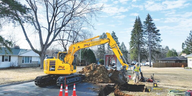 Komatsu utility excavators allow Twin Cities contractor to be efficient and productive