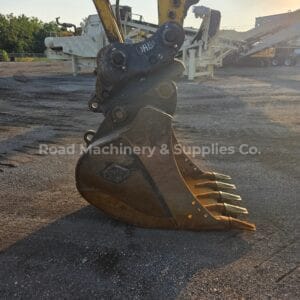 2017 Komatsu PC210LC-11 For Sale