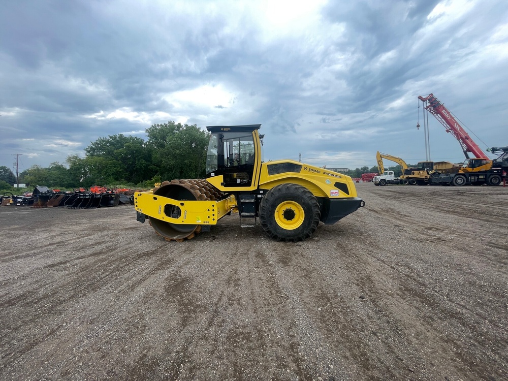2023 Bomag BW213PDH-5